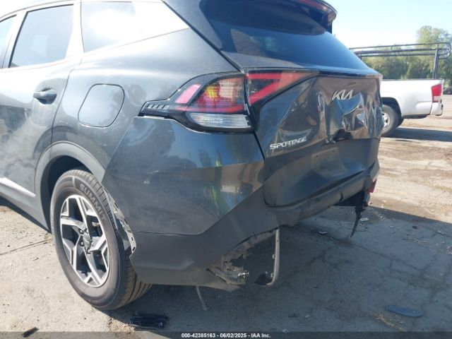 KNDPUCAF3P7152895 KIA Sportage Lx