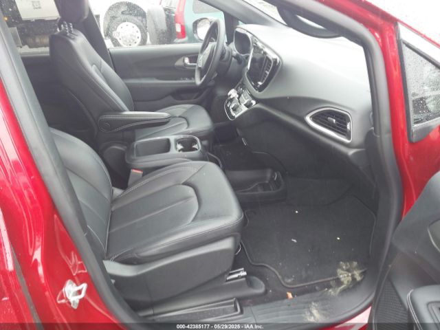 2025 CHRYSLER PACIFICA 2C4RC1BG9SR530006 Photo 4