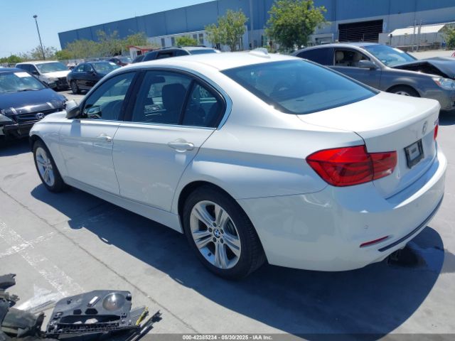 WBA8B9G3XHNU52129 BMW 330I