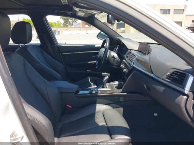 WBA8B9G3XHNU52129 BMW 330I