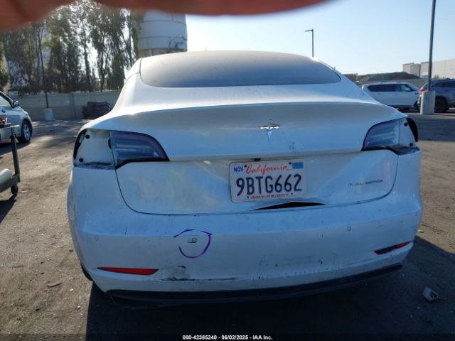 5YJ3E1EB5KF213576 Tesla MODEL 3