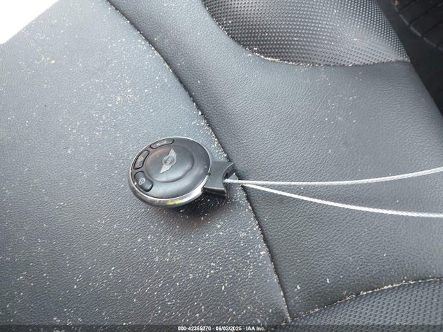 2011 MINI COOPER S WMWSV3C5XBTY14478 Photo 10