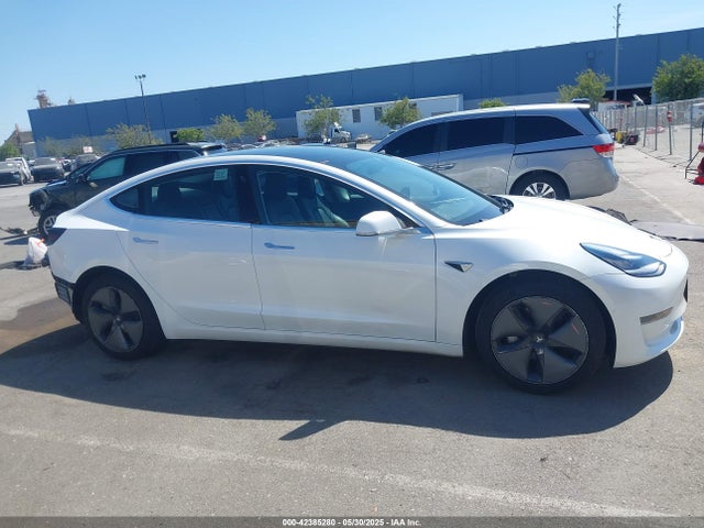 5YJ3E1EA1LF630041 Tesla Model 3 Standard Range Plus Rear-wheel Drive/standard Range Rear-wheel Drive
