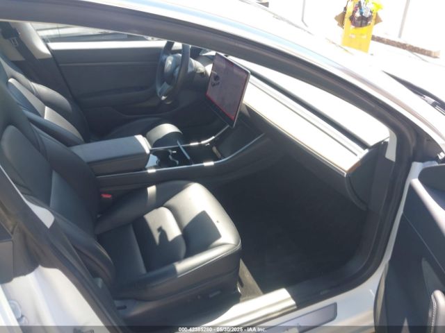 2020 TESLA MODEL 3 5YJ3E1EA1LF630041 Photo 4