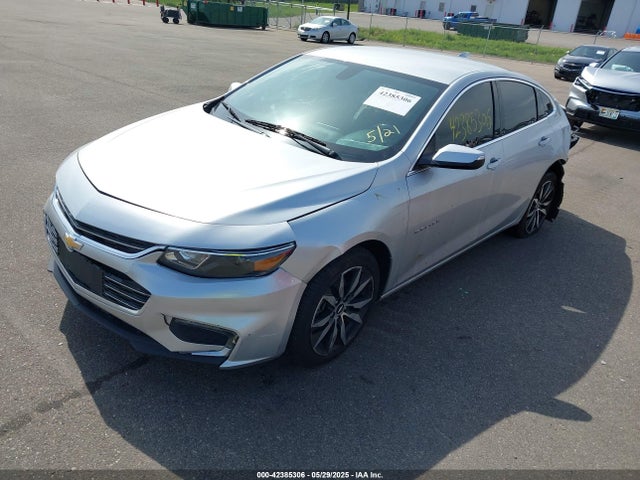 Chevrolet lfv - direct injection, variable valve timing, gen 1 2018 1G1ZD5ST9JF268567 Image 2