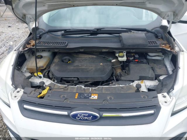 1FMCU0GX7FUA64361 Ford ESCAPE SE