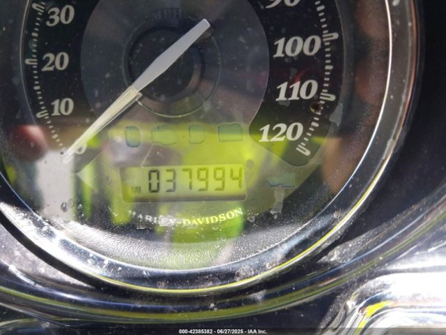 2012 HARLEY-DAVIDSON FLHTK 1HD1KEM16CB626092 Photo 6