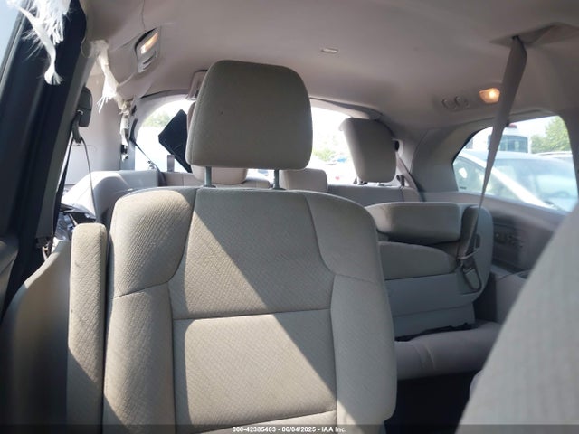 5FNRL5H33GB157821 Honda j35z8