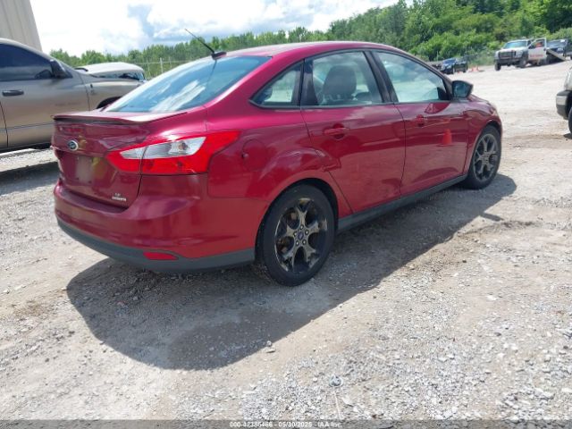 1FADP3F2XEL330795 Ford FOCUS SE