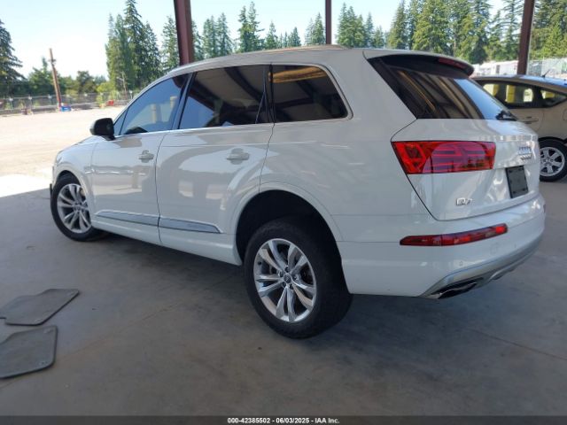 2018 AUDI Q7 WA1LAAF77JD018455 Photo 2