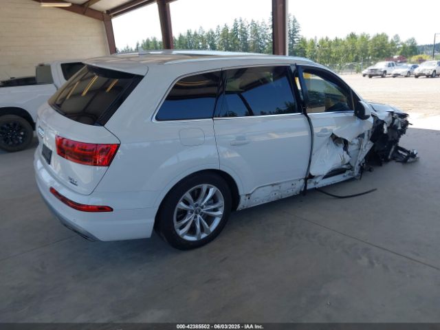 2018 AUDI Q7 WA1LAAF77JD018455 Photo 3