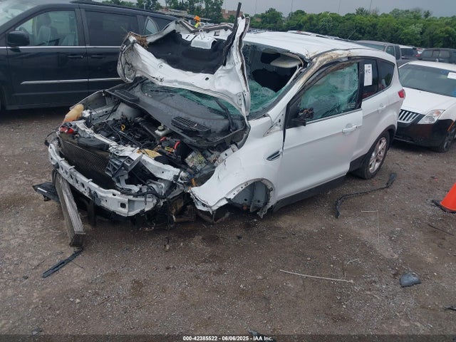 1FMCU0G9XGUB43798 Ford ESCAPE SE