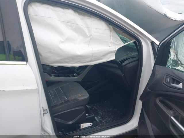 1FMCU0G9XGUB43798 Ford ESCAPE SE