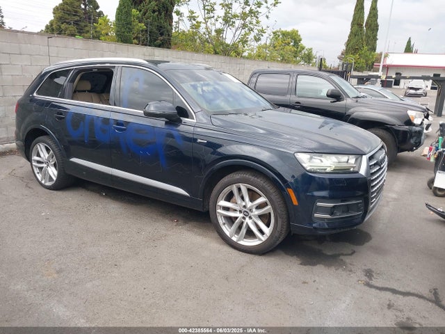 2017 AUDI Q7 WA1VAAF79HD019321 Photo 0
