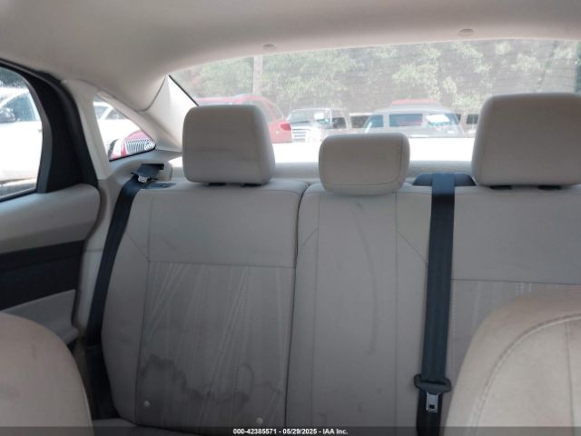 1FADP3F21JL331408 Ford FOCUS SE