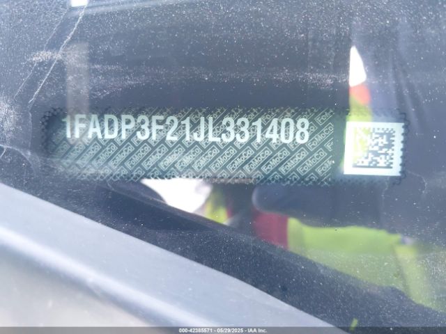 1FADP3F21JL331408 Ford FOCUS SE