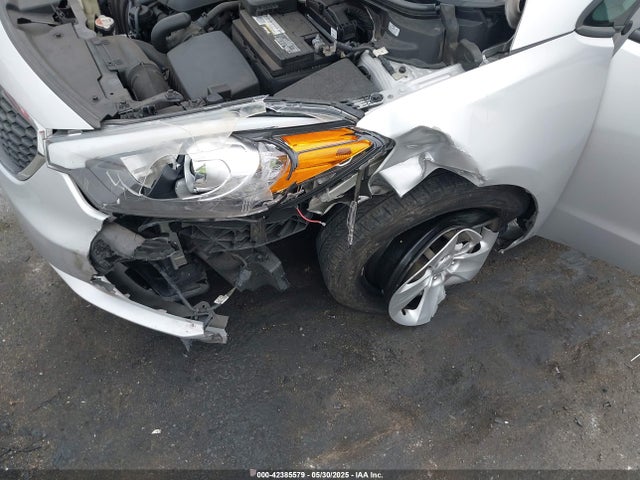 KNAFK4A61G5463466 KIA FORTE LX