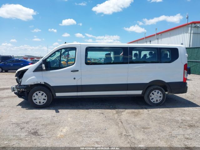 1FBAX2Y80RKA83327 Ford Transit-350 Passenger Van Xlt