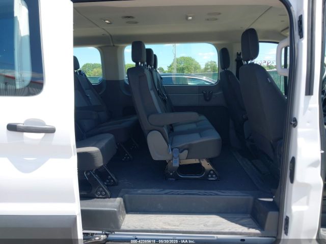 1FBAX2Y80RKA83327 Ford Transit-350 Passenger Van Xlt