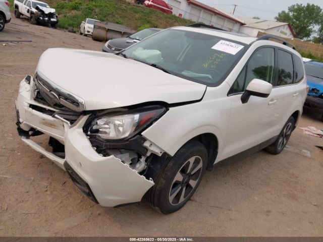 2018 SUBARU FORESTER JF2SJAJC6JH402887 Photo 1