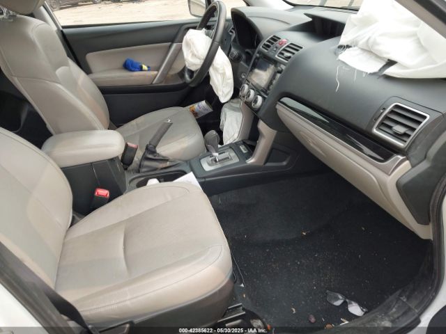 2018 SUBARU FORESTER JF2SJAJC6JH402887 Photo 4