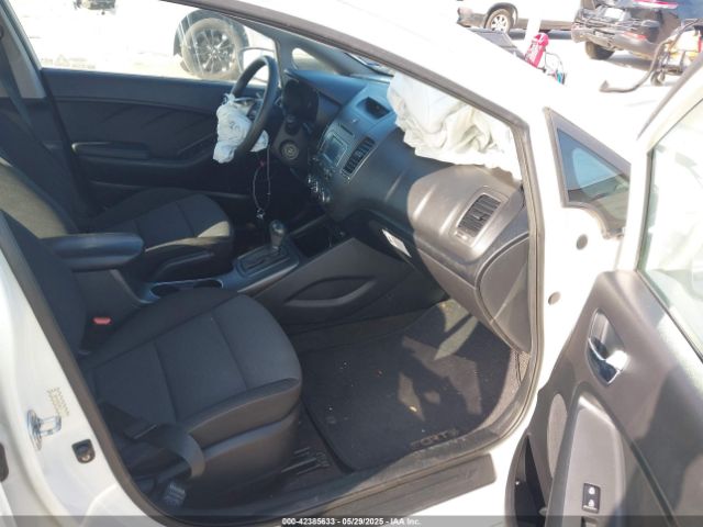 KNAFX4A68G5486177 KIA FORTE LX