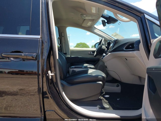 2C4RC1BG9RR148830 Chrysler Pacifica Touring L