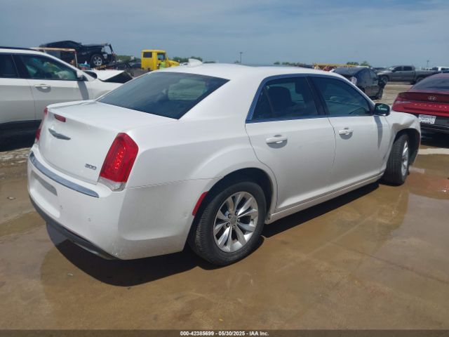 2015 CHRYSLER 300 2C3CCAAG6FH893872 Photo 3