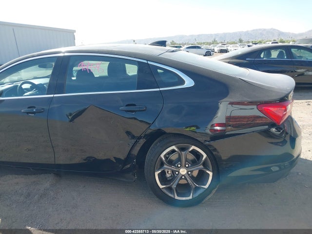 1G1ZD5ST6PF233185 Chevrolet Malibu Fwd 1lt