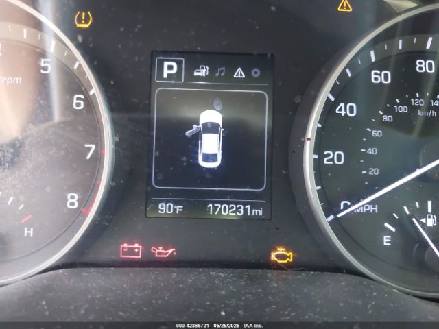 5NPD84LF8JH326702 Hyundai ELANTRA SEL