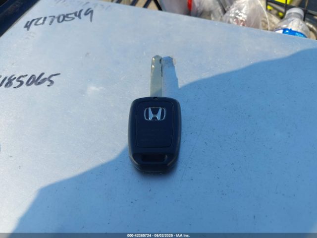 3CZRM3H36GG701895 Honda CR-V LX