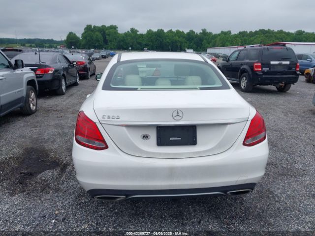 55SWF4JB4FU073364 Mercedes-Benz C 300 Luxury/sport