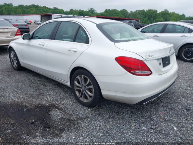 55SWF4JB4FU073364 Mercedes-Benz C 300 Luxury/sport