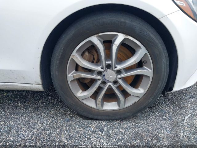 55SWF4JB4FU073364 Mercedes-Benz C 300 Luxury/sport