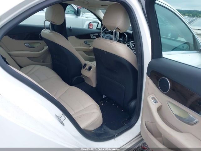 55SWF4JB4FU073364 Mercedes-Benz C 300 Luxury/sport