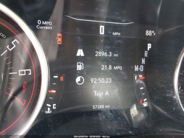 2C3CDZJG4NH214742 Dodge Challenger Gt