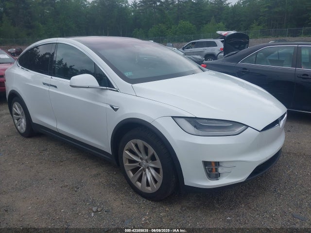2021 TESLA MODEL X 5YJXCDE24MF322574 Photo 0