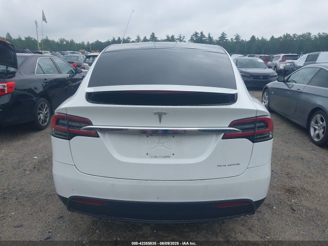 Tesla 2021 2021 5YJXCDE24MF322574 Image 16