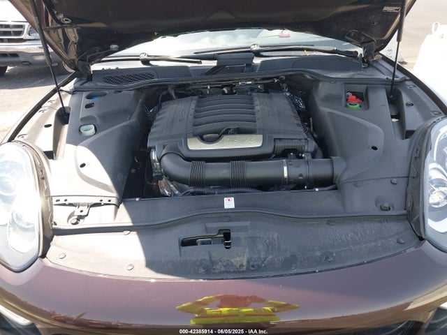 Porsche Cayenne 2018 WP1AA2A21JKA02194 Image 10