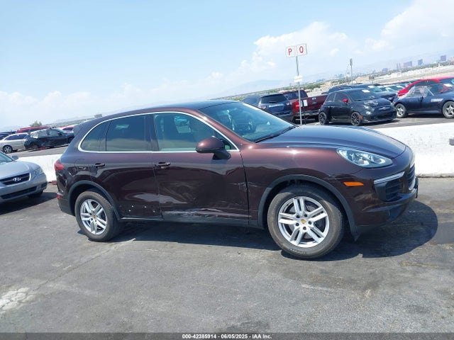 Porsche Cayenne 2018 WP1AA2A21JKA02194 Image 13
