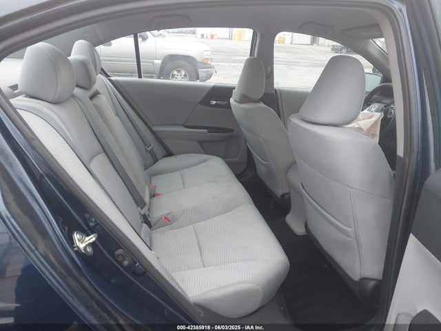 1HGCR2F37GA136079 Honda k24w1