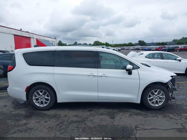 2C4RC1BG9PR616102 Chrysler Pacifica Touring L