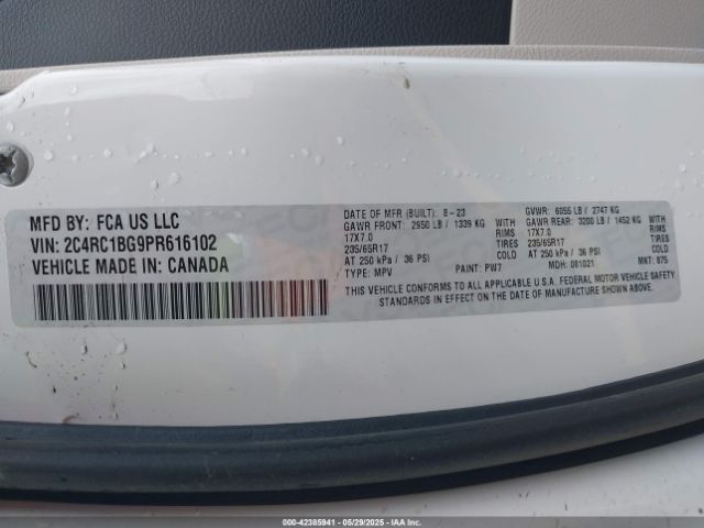 2023 CHRYSLER PACIFICA 2C4RC1BG9PR616102 Photo 8