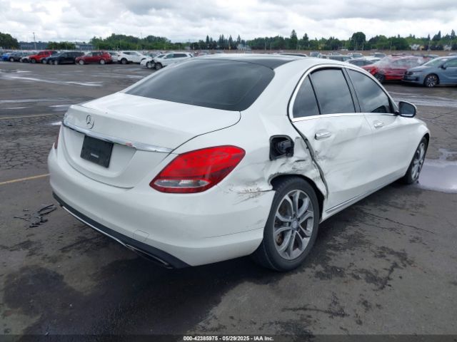 2016 MERCEDES-BENZ C 300 55SWF4JB5GU158957 Photo 3