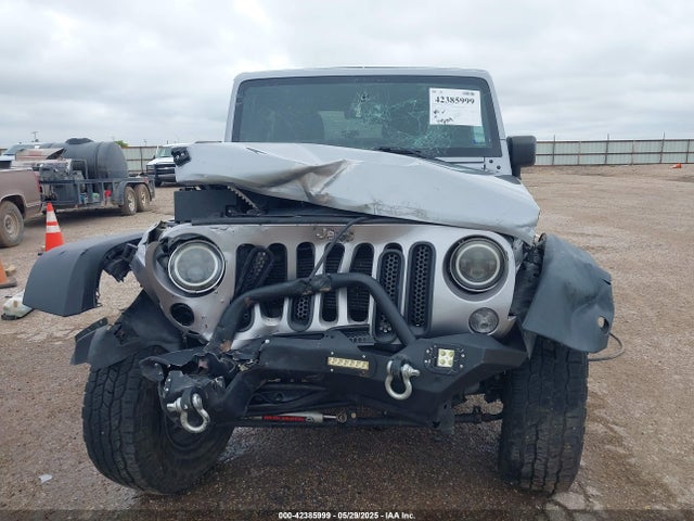 1C4BJWDG8GL319168 Jeep 2016