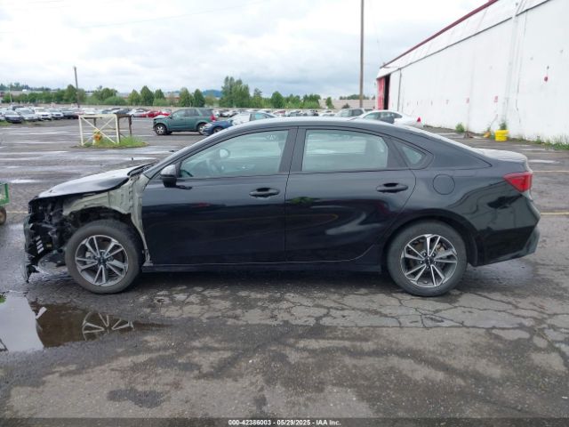 3KPF24AD6PE578909 KIA Forte Lxs