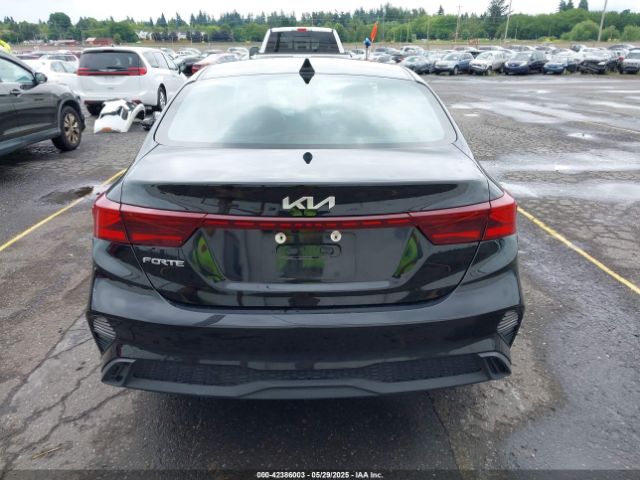 3KPF24AD6PE578909 KIA Forte Lxs