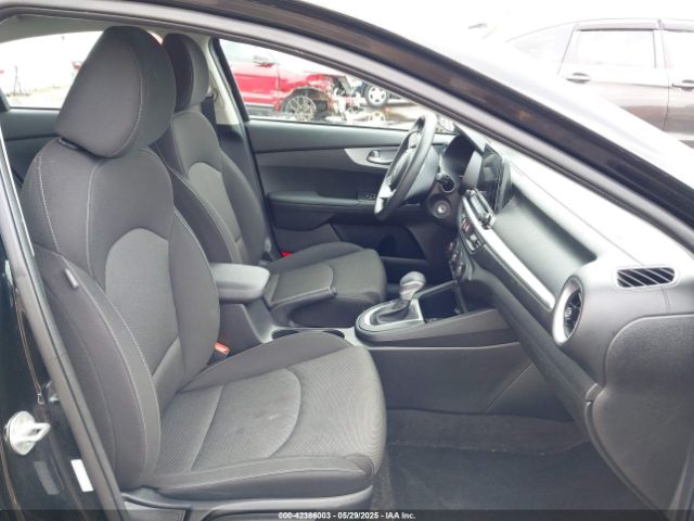 3KPF24AD6PE578909 KIA Forte Lxs