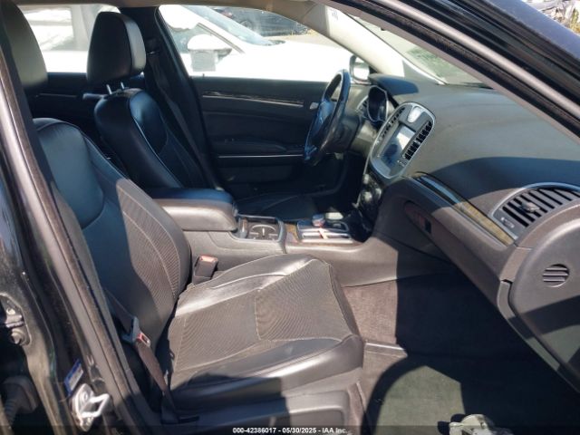 2018 CHRYSLER 300 2C3CCAEG3JH148645 Photo 4