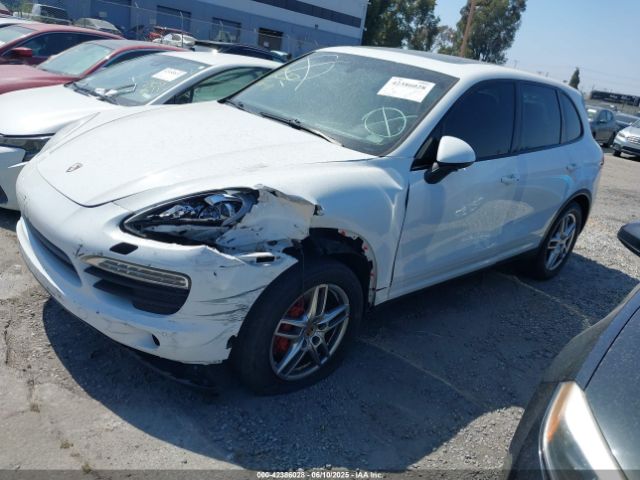 2013 PORSCHE CAYENNE WP1AA2A27DLA12033 Photo 1